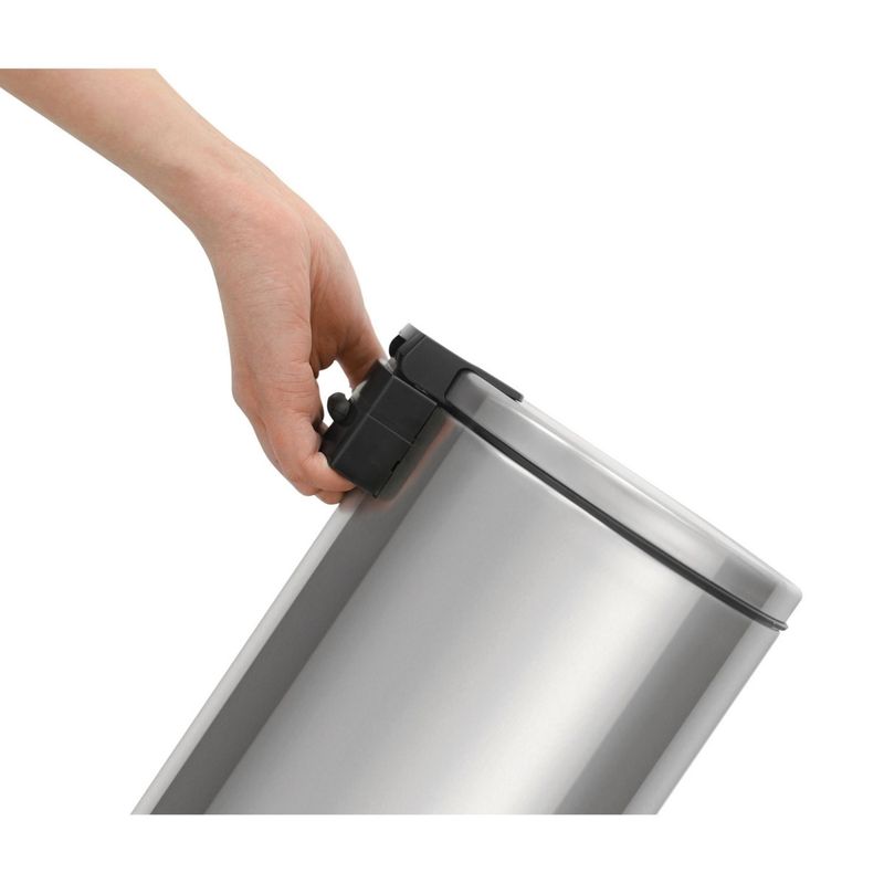 Lixeira_Loop_Tramontina_em_Ao_Inox_com_Pedal_e_Balde_12_Litros_1078765