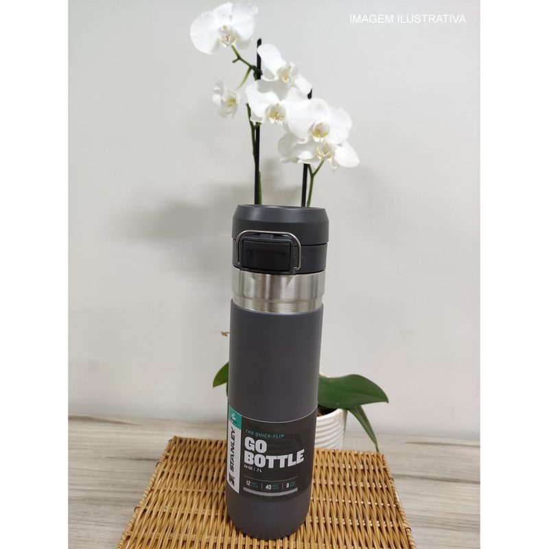 Garrafa_Trmica_Quick_Flip_Stanley_710_ml_Charcoal_225781