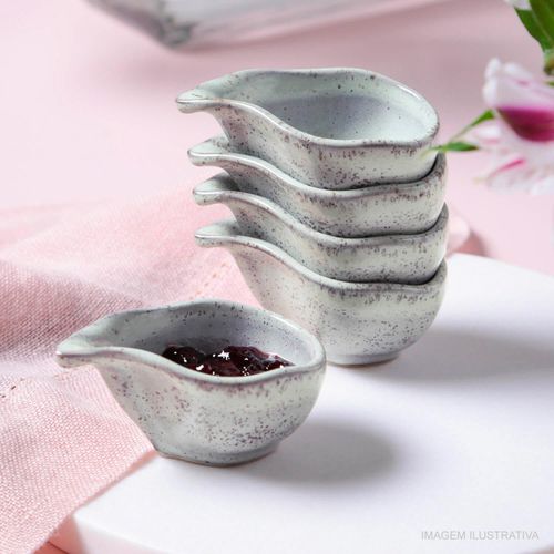 Molheira Oval Orgânica Pistache 40 ml Porto Brasil 8x6 cm
